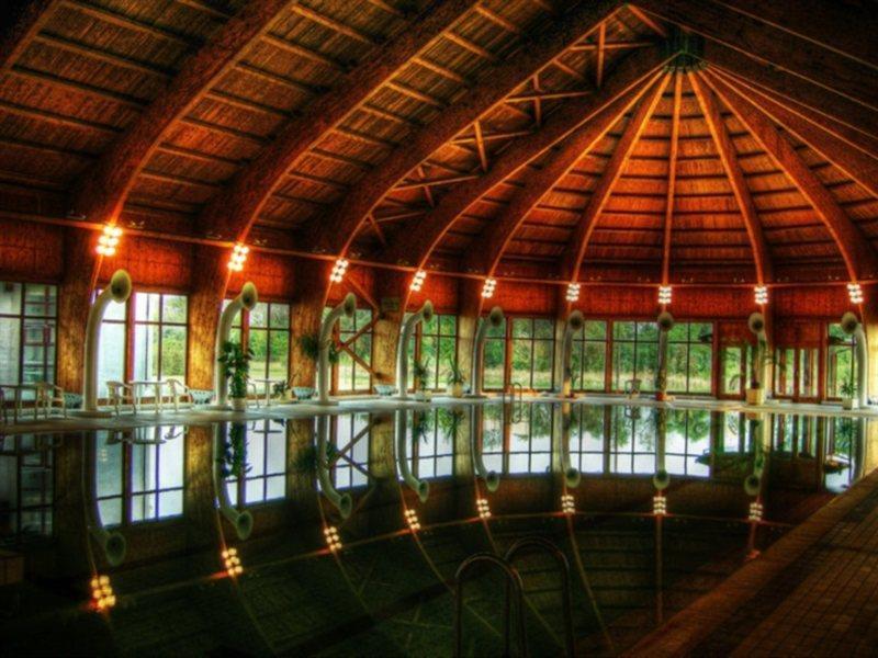 Hortobagy Club Hotel エクステリア 写真
